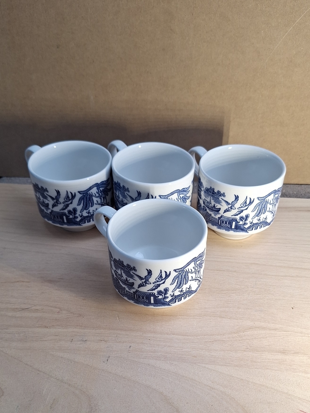 Vintage Churchill Blue Willow Coffee/Tea Cup Made In England Set Of 4 - Picture 4 of 15